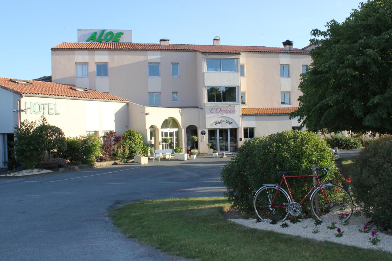 לז הרבייה Logis Hotel Restaurant Aloe מראה חיצוני תמונה