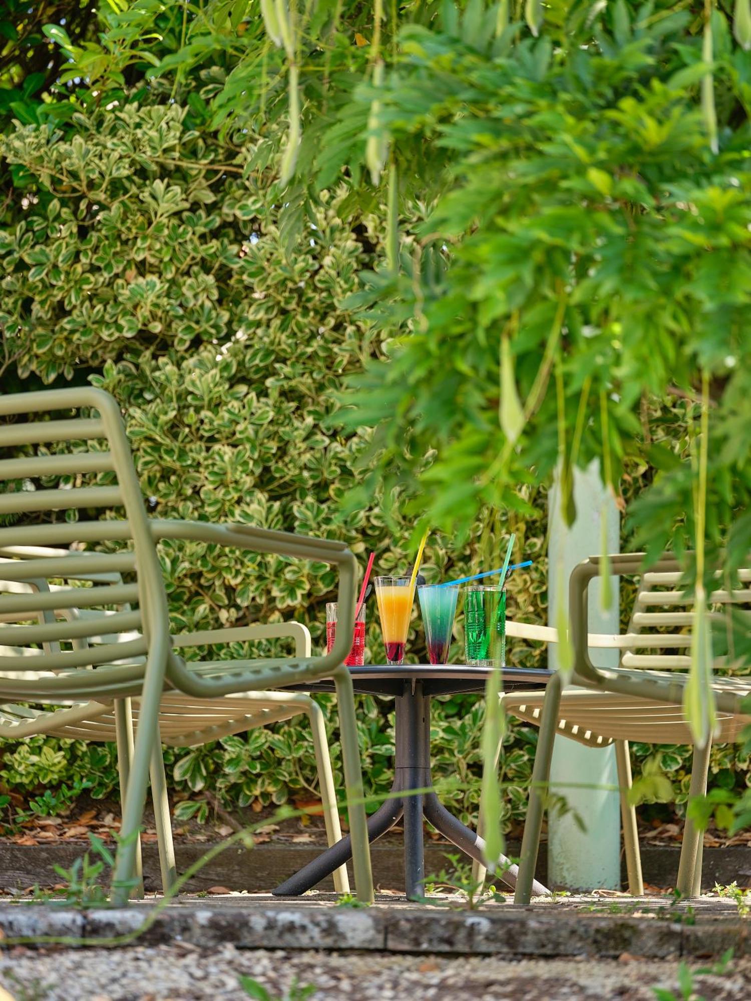 לז הרבייה Logis Hotel Restaurant Aloe מראה חיצוני תמונה