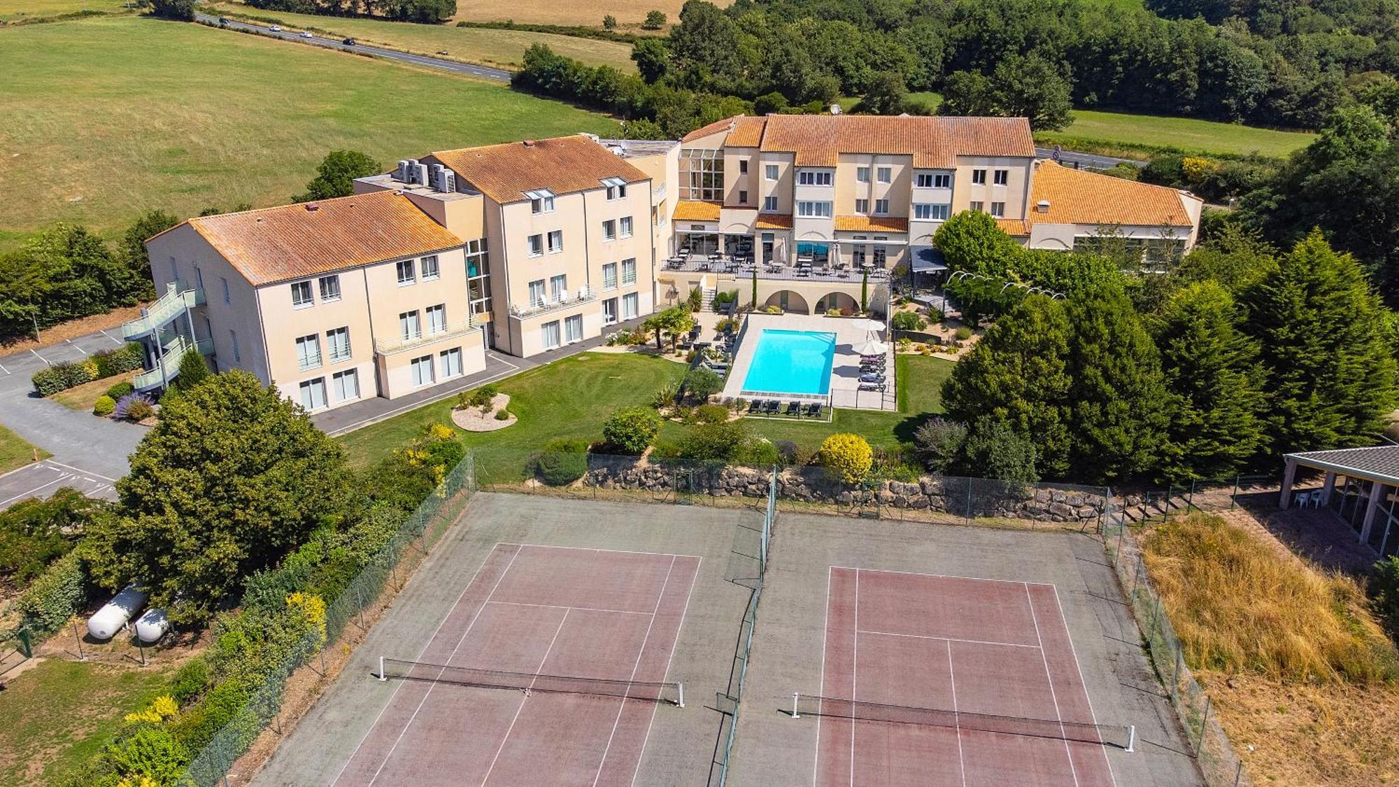לז הרבייה Logis Hotel Restaurant Aloe מראה חיצוני תמונה