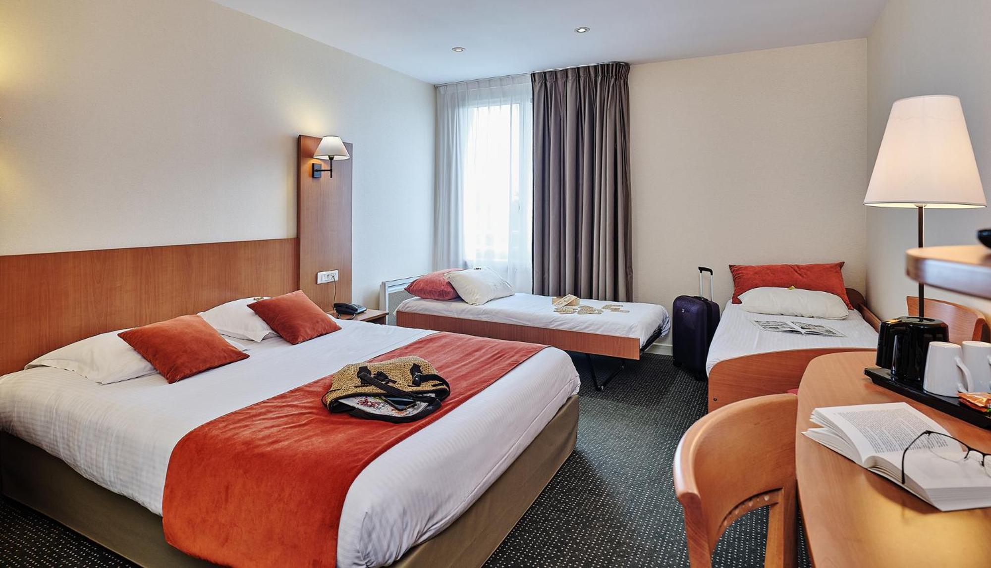 לז הרבייה Logis Hotel Restaurant Aloe מראה חיצוני תמונה