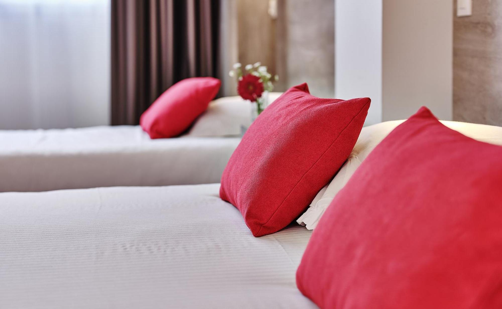 לז הרבייה Logis Hotel Restaurant Aloe מראה חיצוני תמונה